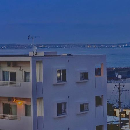 Vent Du Vent.Nj最上階 Apartamento Urasoe Exterior foto